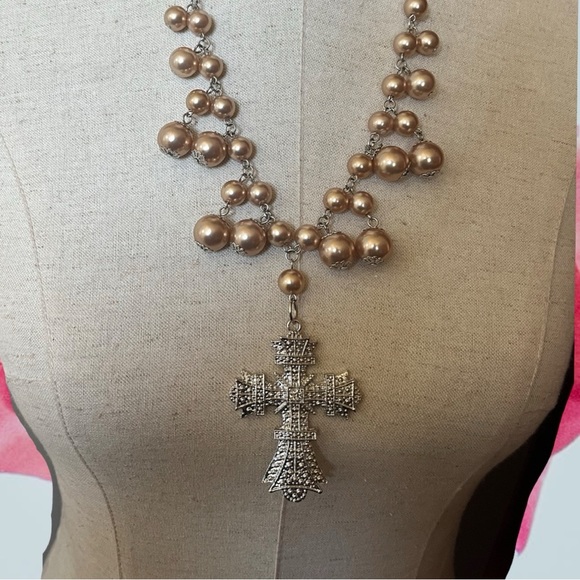 Chandelier Champagne Pearl Crystal Renaissance Cross Necklace & Earrings Set - Picture 4 of 8